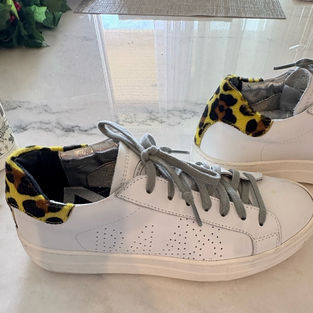 P448 White Sneakers with Leopard Print Accent